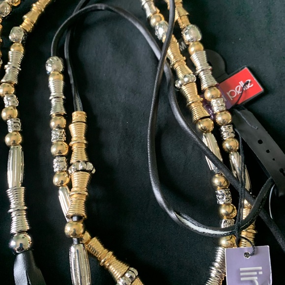 Leather belt adorned with silver and gold design pieces adjusting - Picture 5 of 5